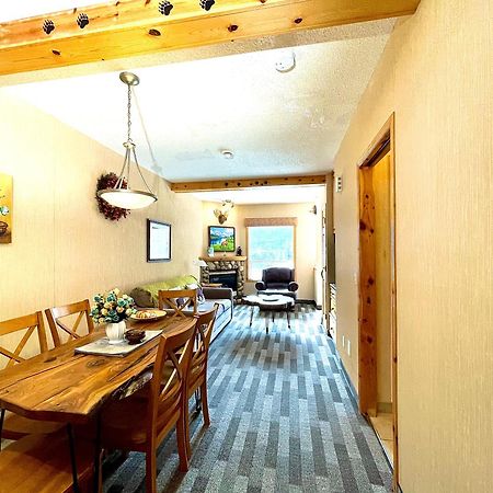 Mountainview -Privatechalet Sleep7- 5Min To Dt Vacation Home Канмор Экстерьер фото